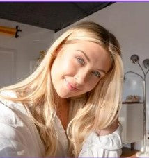 <em><strong>Anna.</strong></em>